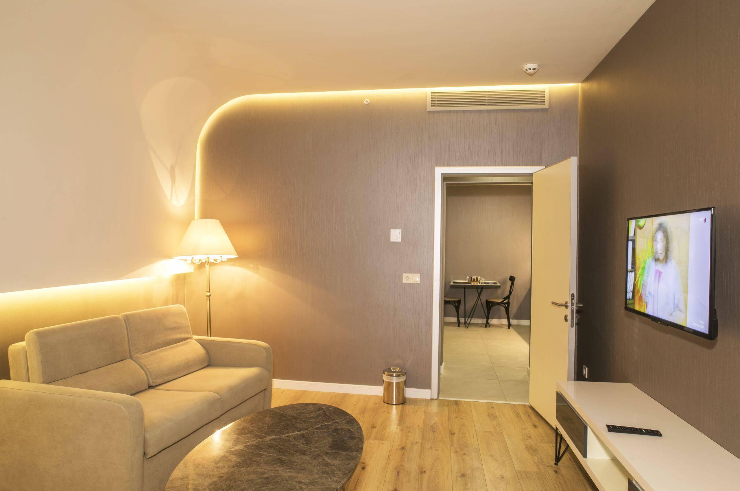 Elm Suite Hotel Istambul Extérieur photo